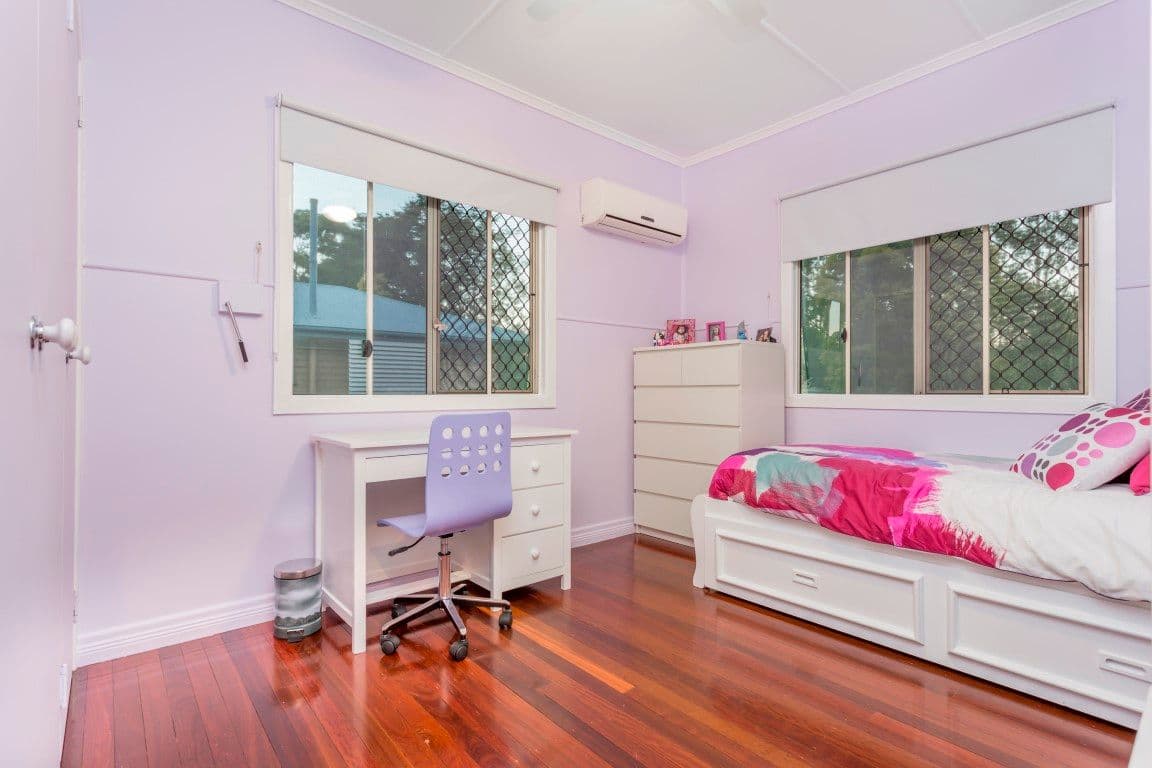 178 Sterculia Avenue, HOLLAND PARK WEST QLD 4121, Holland Park West - Thumbnail 4