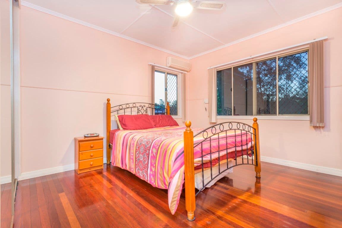 178 Sterculia Avenue, HOLLAND PARK WEST QLD 4121, Holland Park West - Thumbnail 5