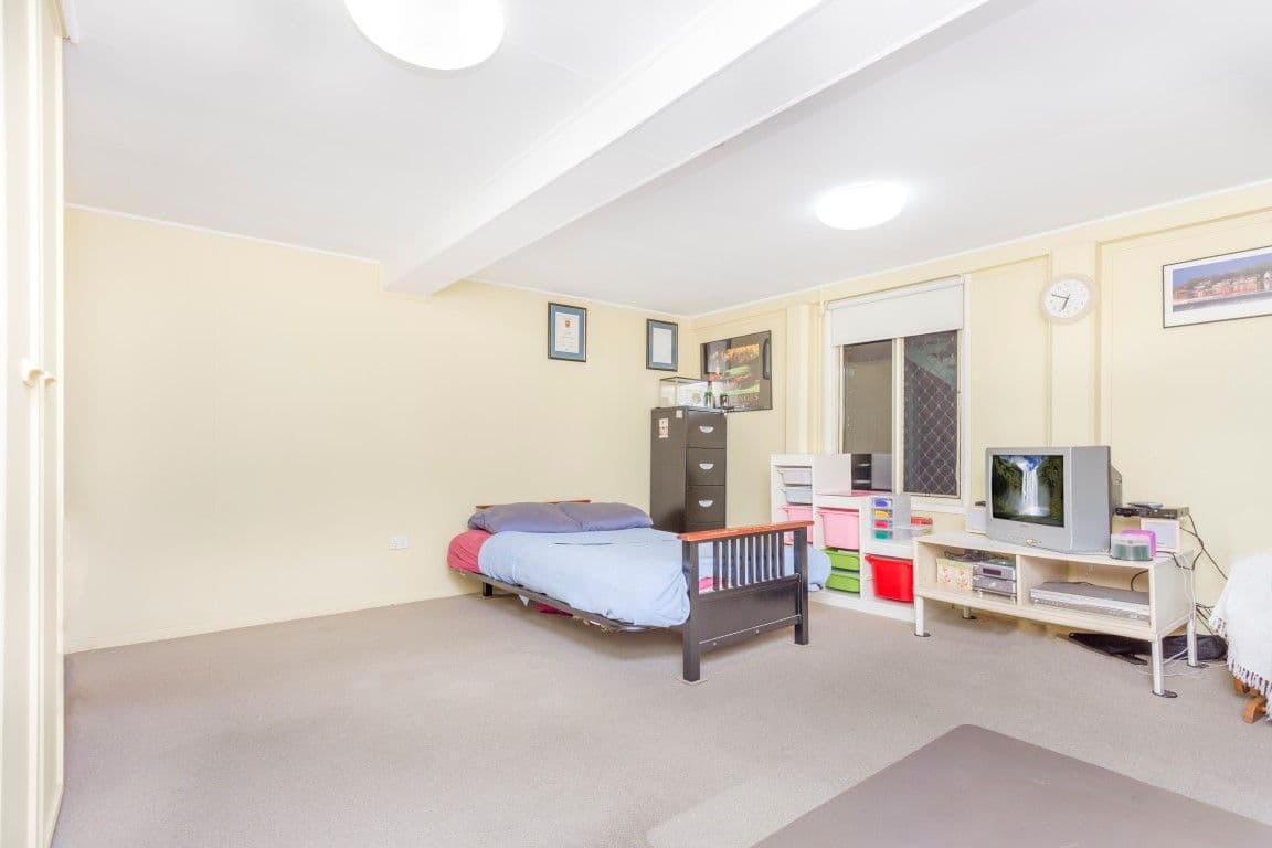 178 Sterculia Avenue, HOLLAND PARK WEST QLD 4121, Holland Park West - Thumbnail 6