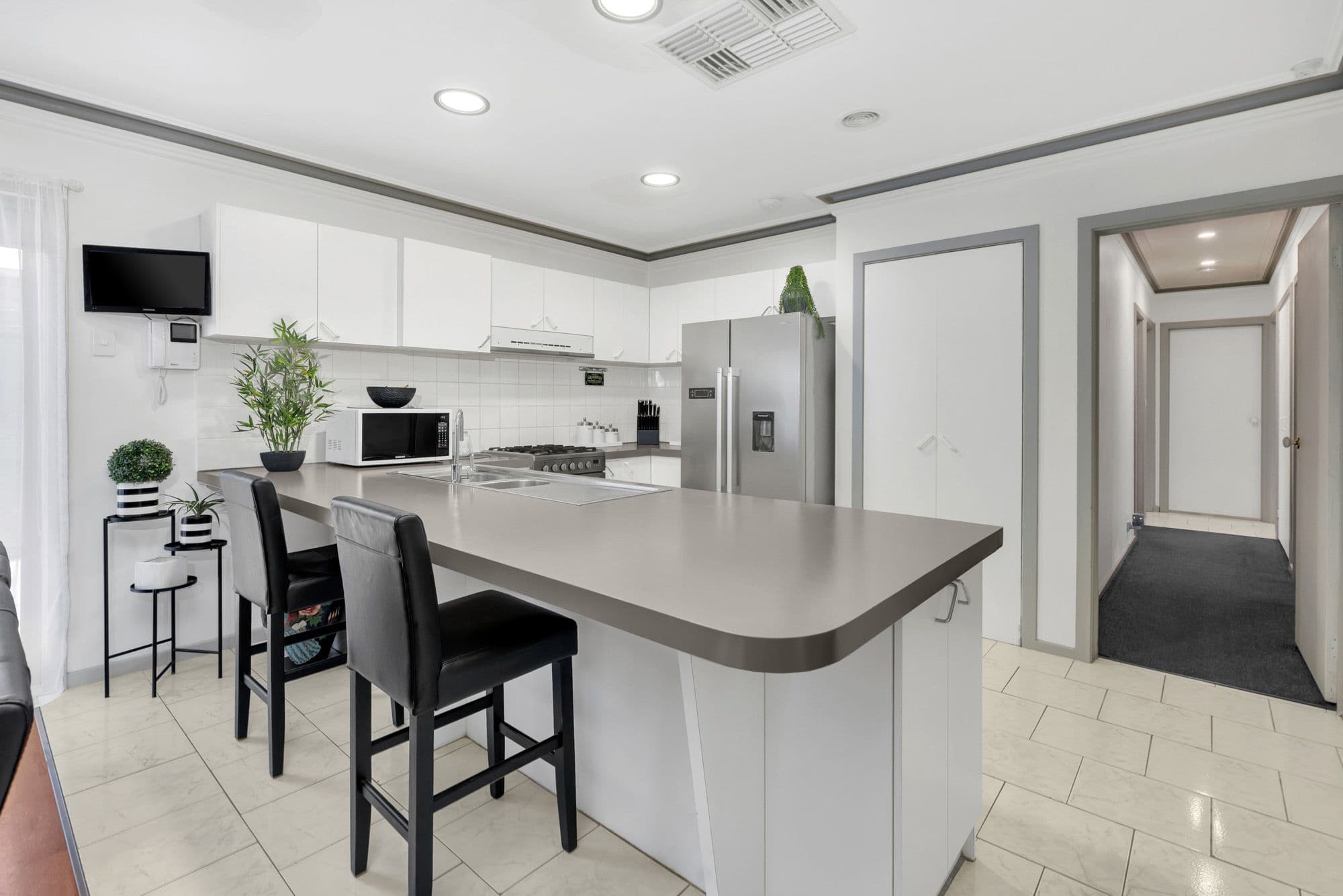 1 Protea Court, Hoppers Crossing VIC 3029, Hoppers Crossing - Thumbnail 2