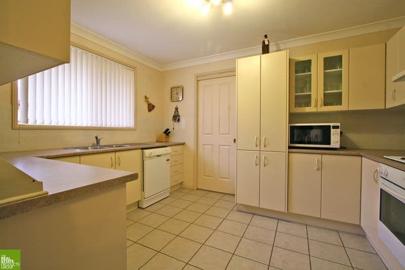 24 Saint Andrews Drive, Pialba, QLD, 4655, Pialba - Thumbnail 3