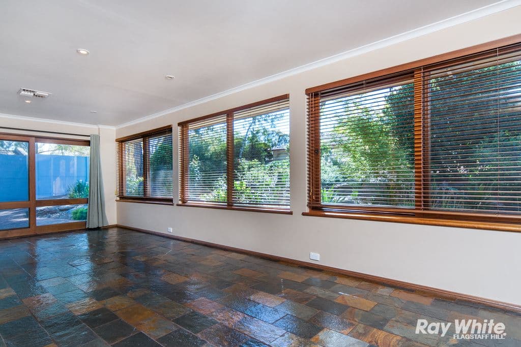 7 Gorelon Drive, FLAGSTAFF HILL SA 5159, Flagstaff Hill - Thumbnail 3