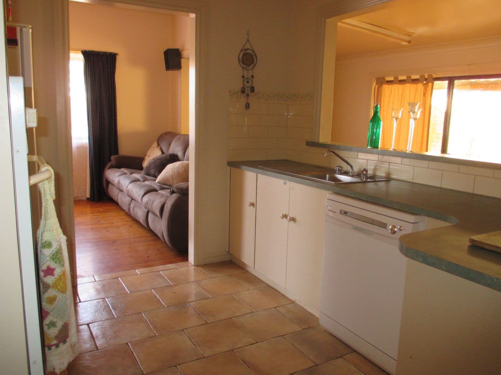 13 Central Street, BROKEN HILL NSW 2880, Broken Hill - Thumbnail 2