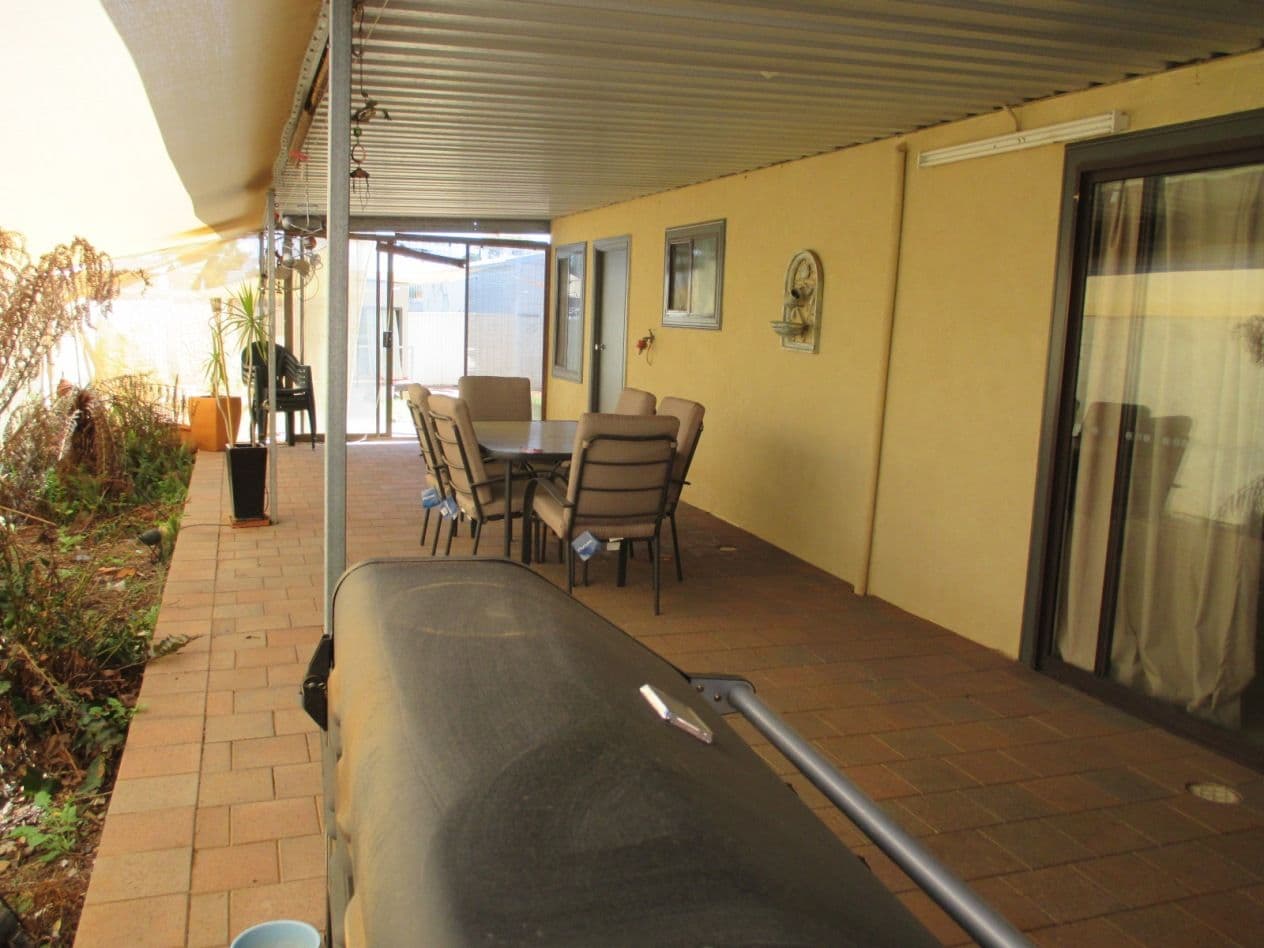 13 Central Street, BROKEN HILL NSW 2880, Broken Hill - Thumbnail 4