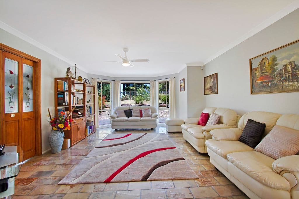 109 Mcmahons Road, Kurrajong - Thumbnail 4