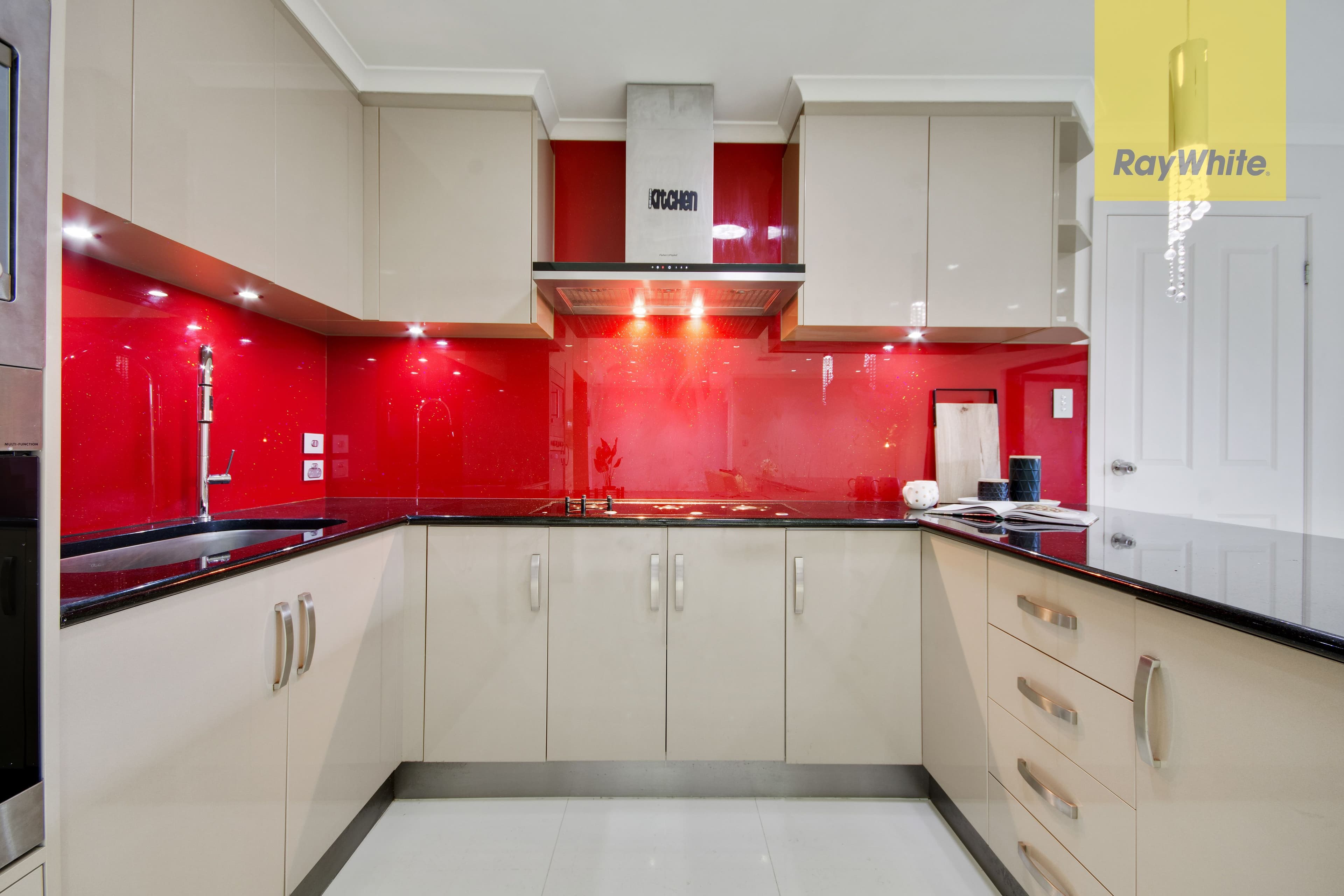 16 Almond Avenue, Findon SA 5023, Findon - Thumbnail 6