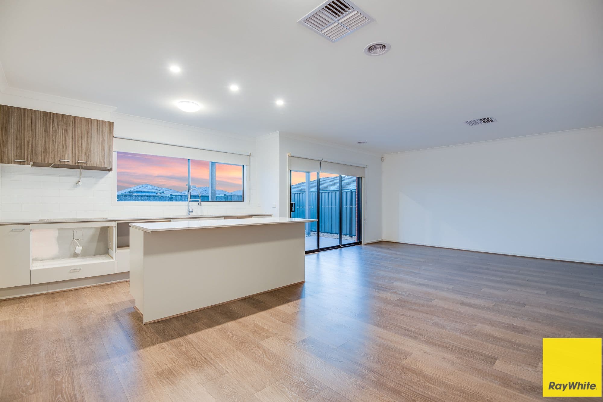 29 Rapa Drive, Tarneit VIC 3029, Tarneit - Thumbnail 6