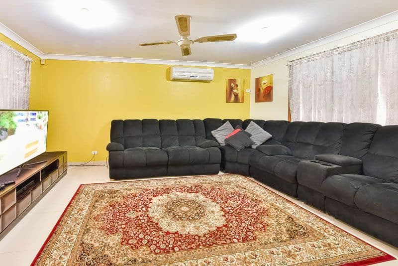 71 Spitfire Drive, Raby - Thumbnail 4