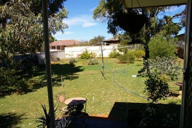 4 sherlock Way, RANGEWAY WA 6530, Rangeway - Thumbnail 3
