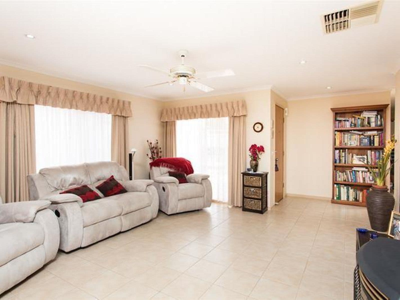 1 Fawkner Court, Mildura - Thumbnail 2