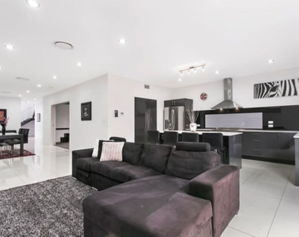 21 Kenton Street, CHAPEL HILL QLD 4069, Chapel Hill - Thumbnail 6