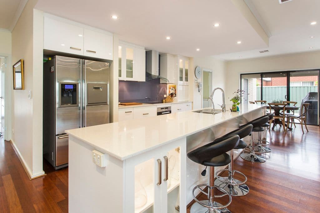 2 Holly Court, Mawson Lakes SA 5095, Mawson Lakes - Thumbnail 5