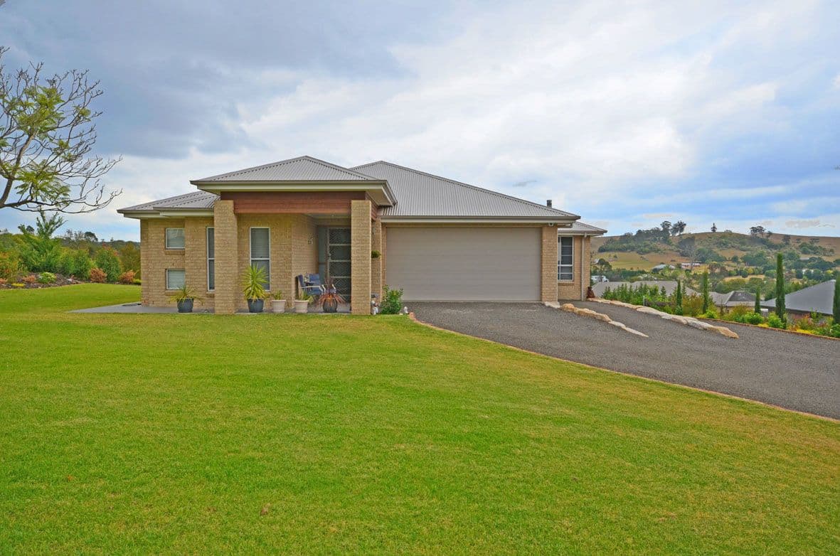30 Stargard Crescent, PICTON NSW 2571, Picton - Image 1