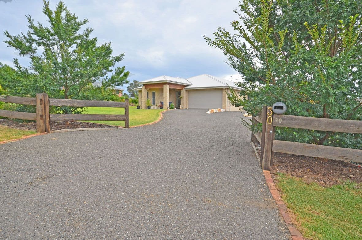 30 Stargard Crescent, PICTON NSW 2571, Picton - Thumbnail 2