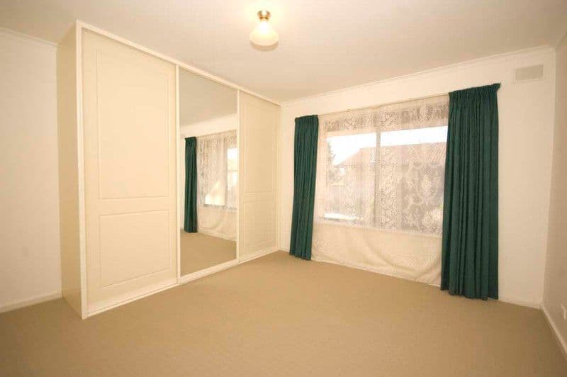 32 Mitton Avenue, HENLEY BEACH SA 5022, Henley Beach - Thumbnail 2