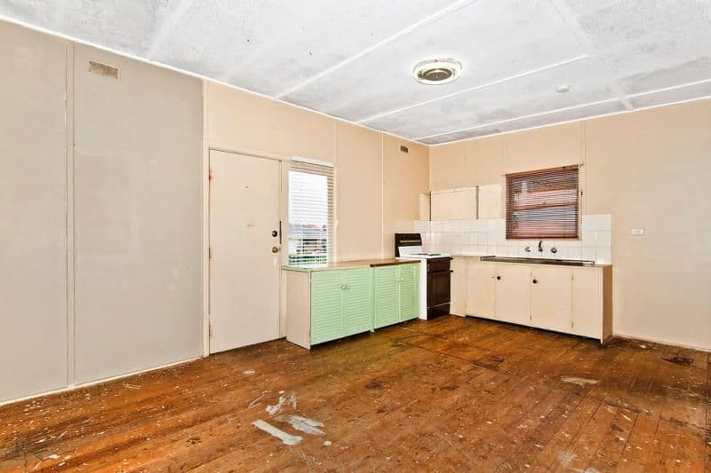 35 Bass Avenue, KILLARNEY VALE NSW 2261, Killarney Vale - Thumbnail 8