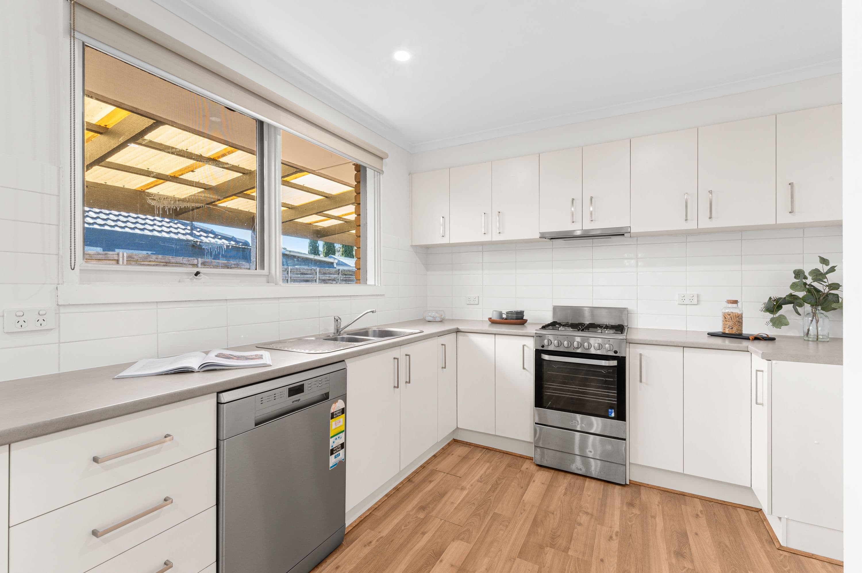 2 Kelvin Grove, South Morang VIC 3752, South Morang - Thumbnail 3