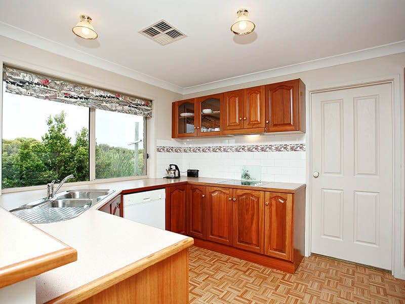 15 Stock Drive, PORT ELLIOT SA 5212, Port Elliot - Thumbnail 2
