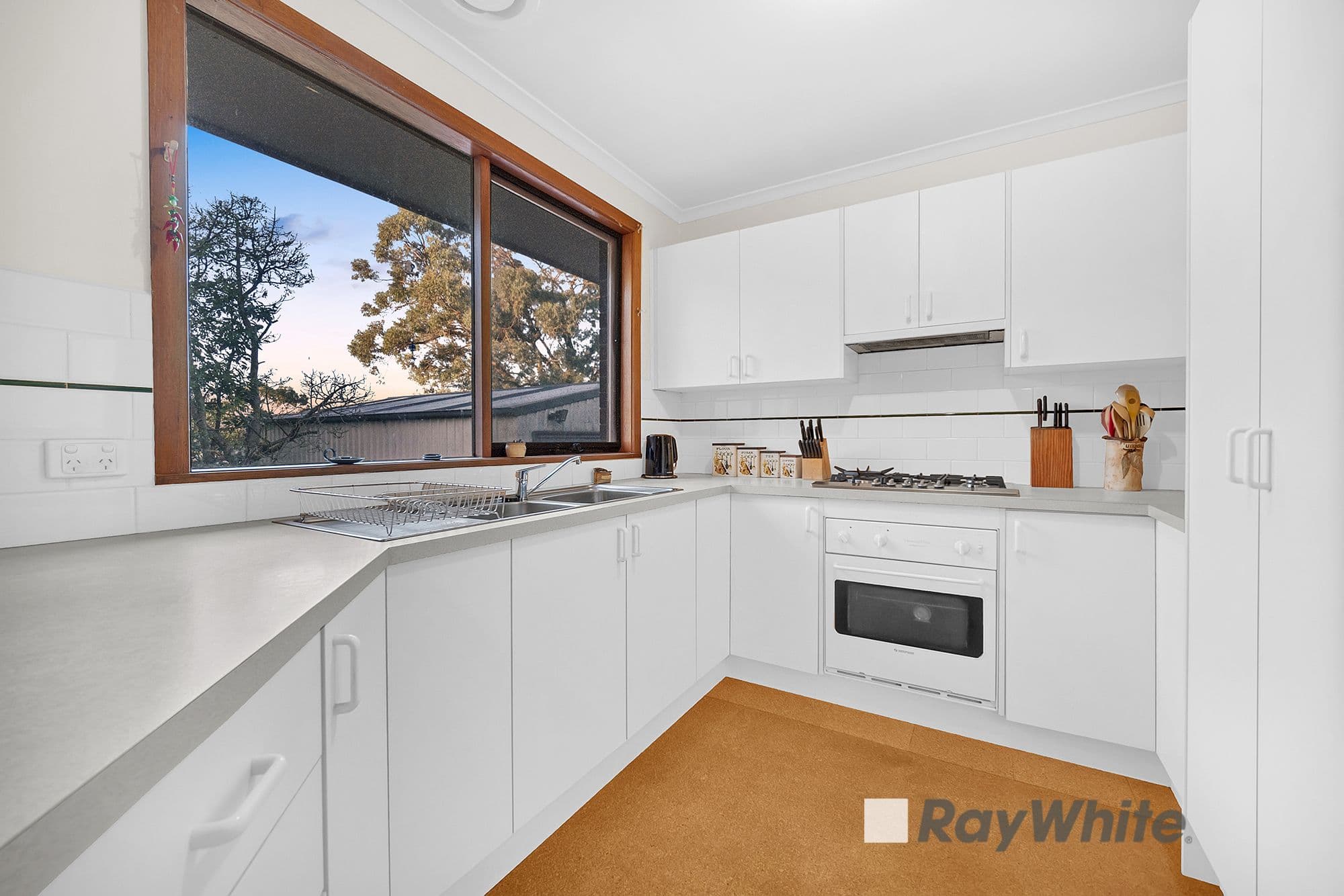 37 Darling Way, Narre Warren VIC 3805, Narre Warren - Thumbnail 3