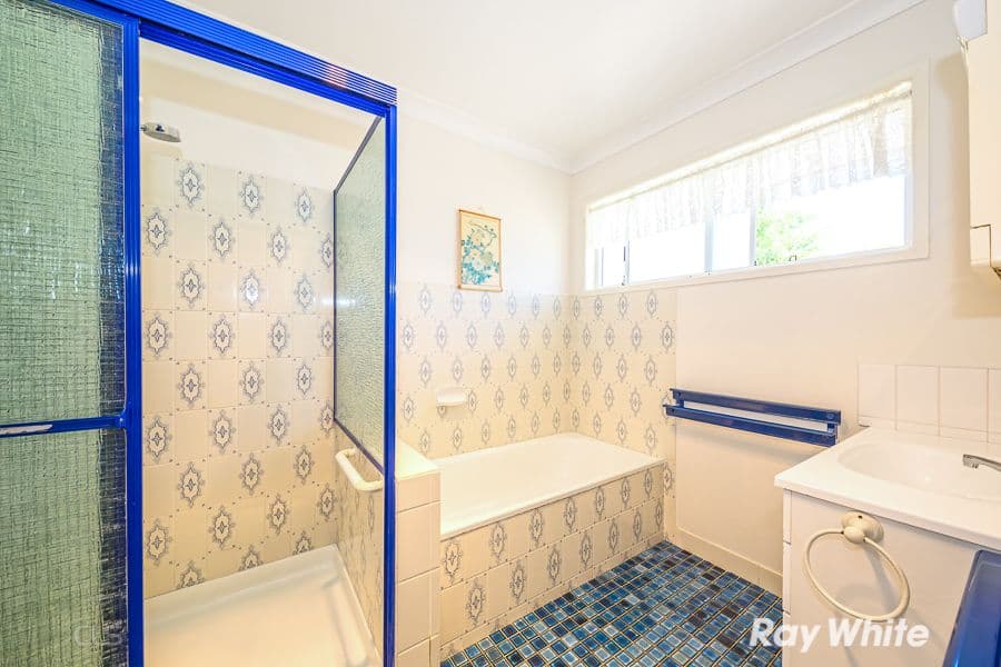 16 Camellia Drive, Bongaree QLD 4507, Bongaree - Thumbnail 8