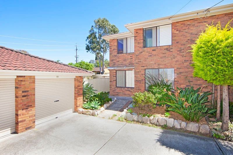 19 Lisa Close, BATEAU BAY NSW 2261, Bateau Bay - Image 1