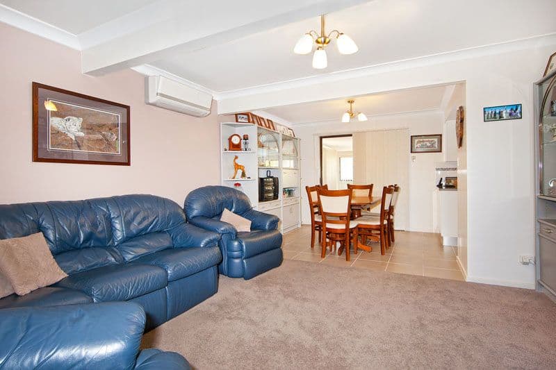 19 Lisa Close, BATEAU BAY NSW 2261, Bateau Bay - Thumbnail 3