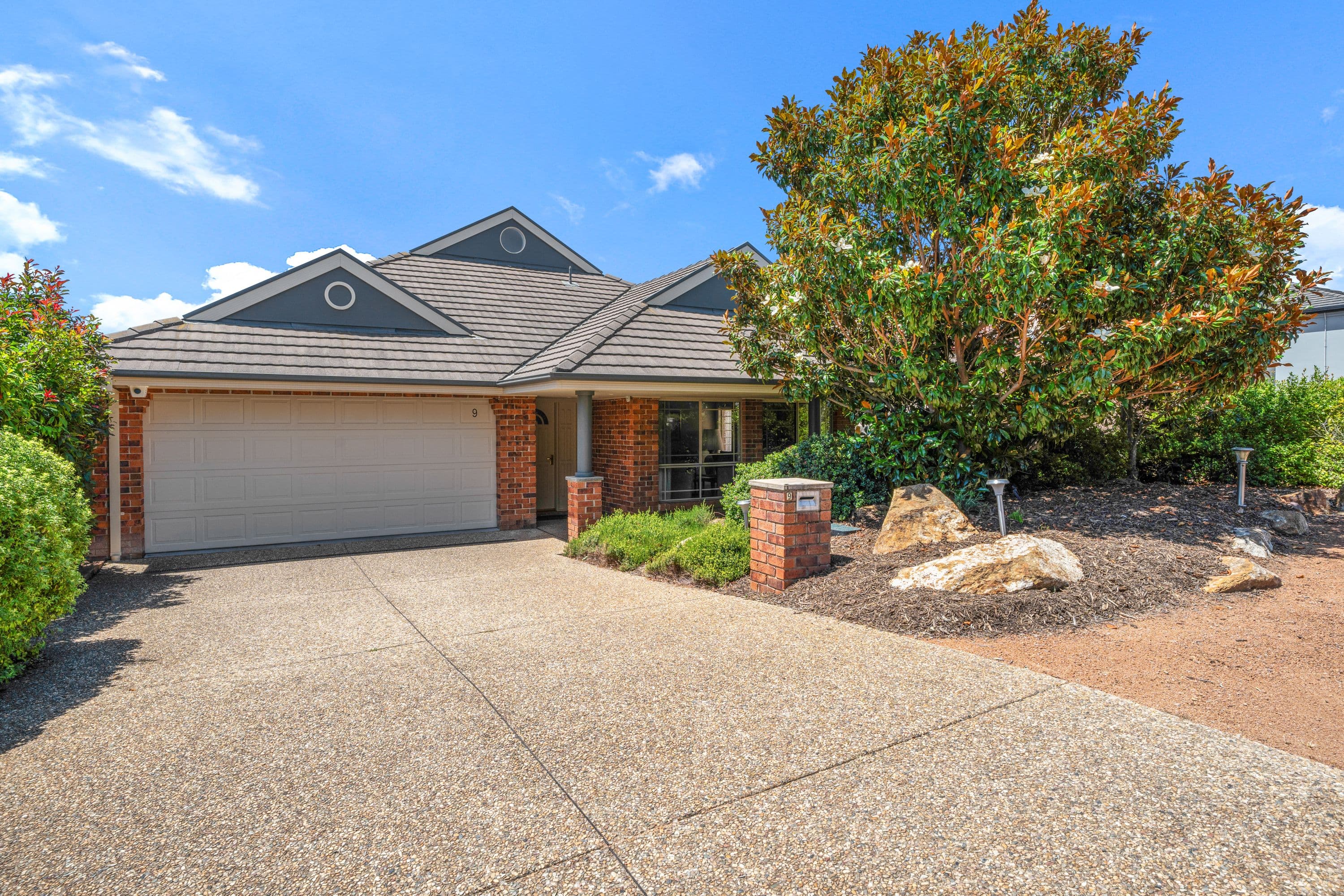 9 Medlin Street, Bruce ACT 2617, Bruce - Image 1