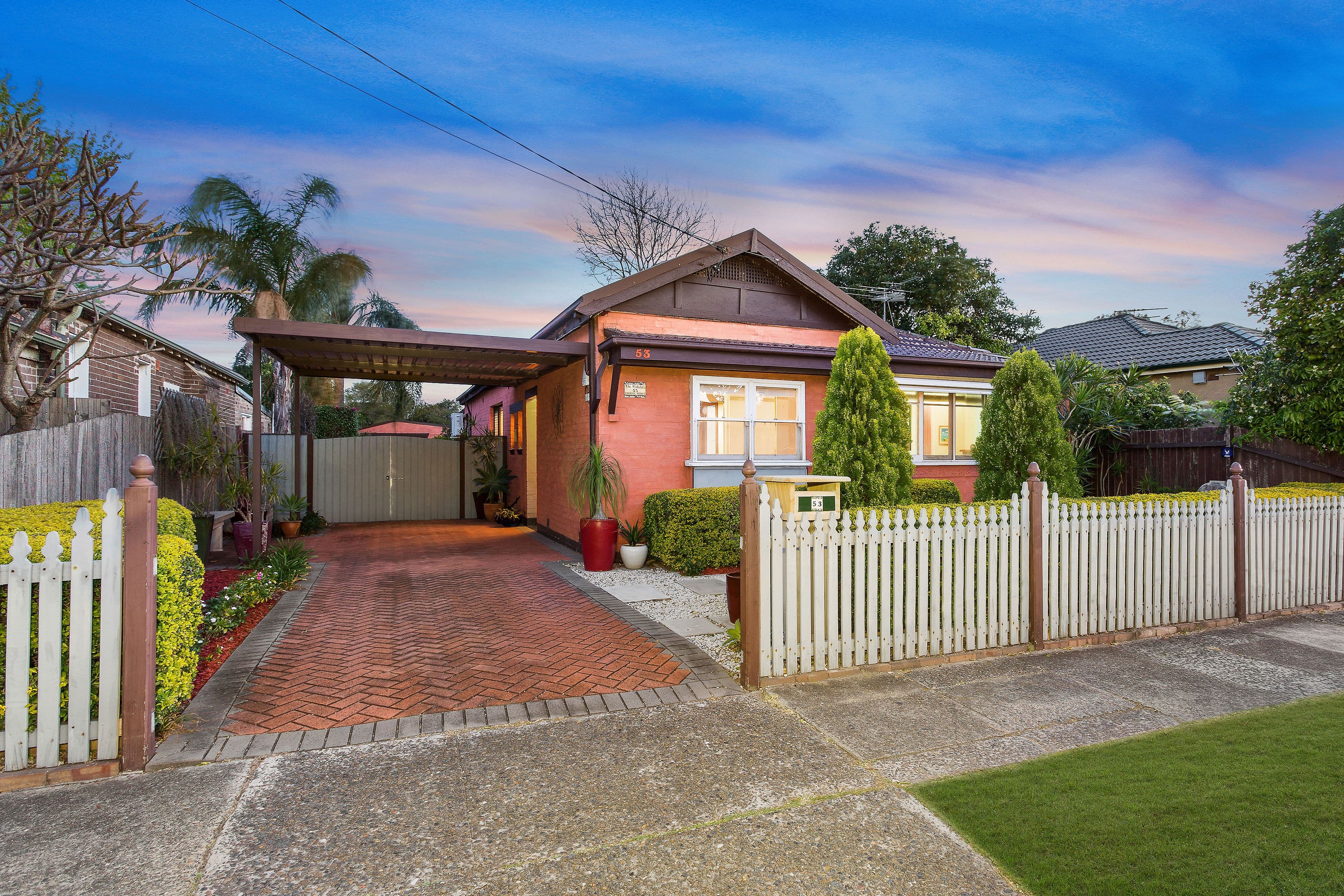 53 Banksia Street, Botany - Image 1