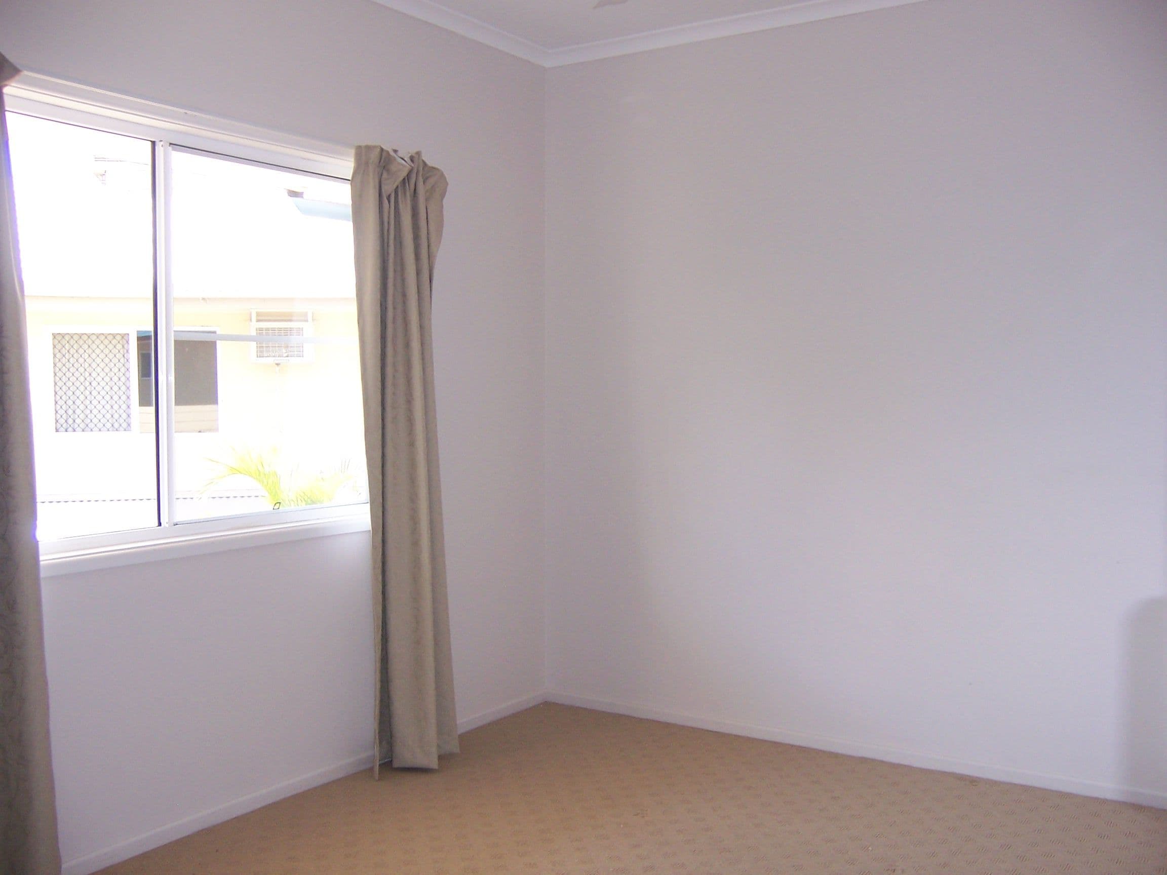2 Thomas Place, Emerald QLD 4720, Emerald - Thumbnail 4