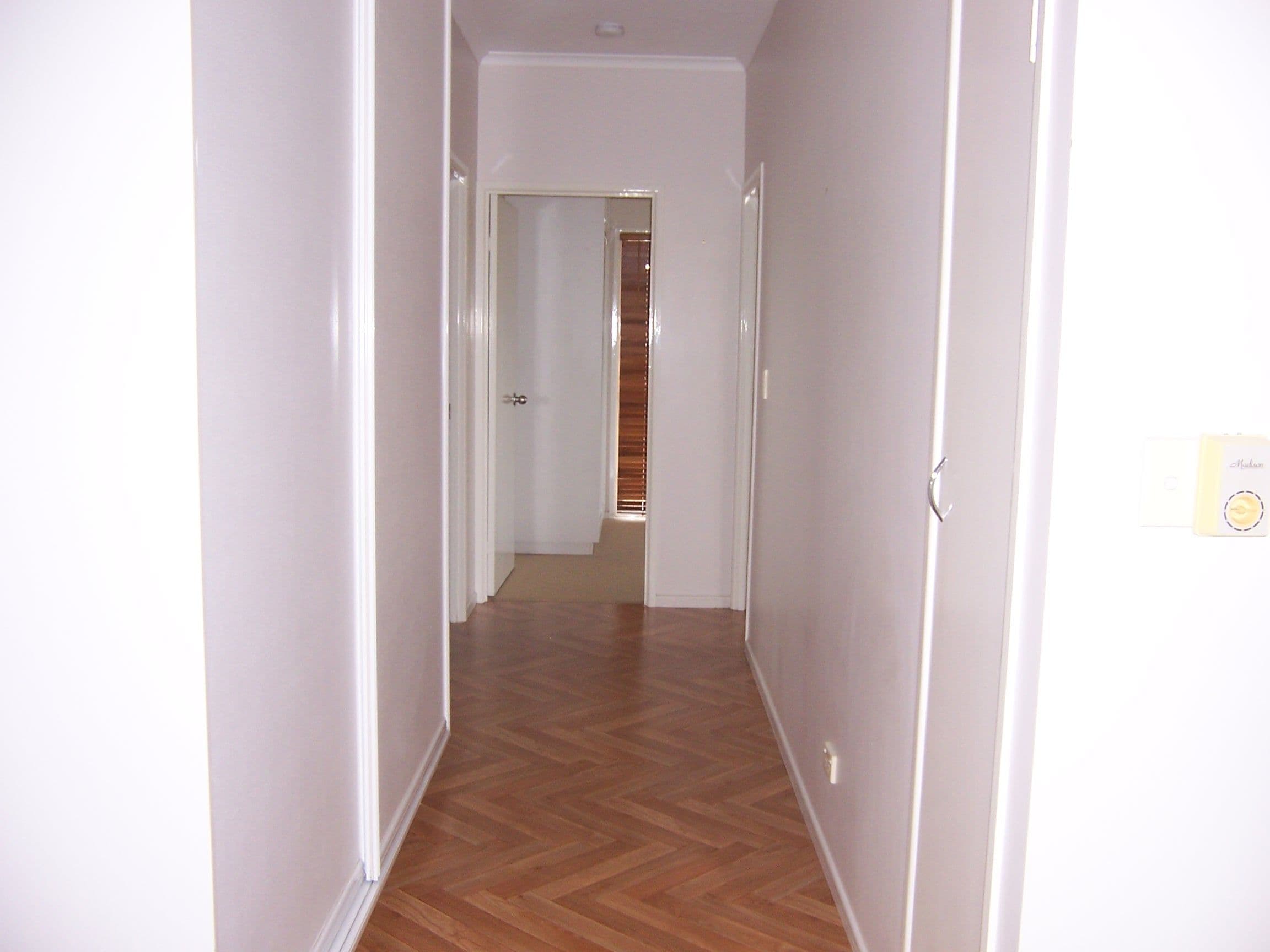 2 Thomas Place, Emerald QLD 4720, Emerald - Thumbnail 7