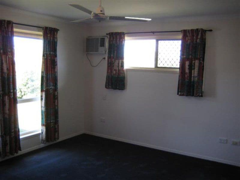 3 Julius Crescent, CLINTON QLD 4680, Clinton - Thumbnail 5