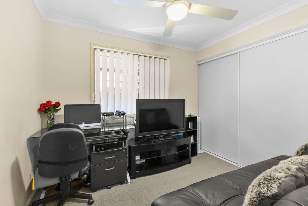 17 Curve Avenue, Wynnum QLD 4178, Wynnum - Thumbnail 7