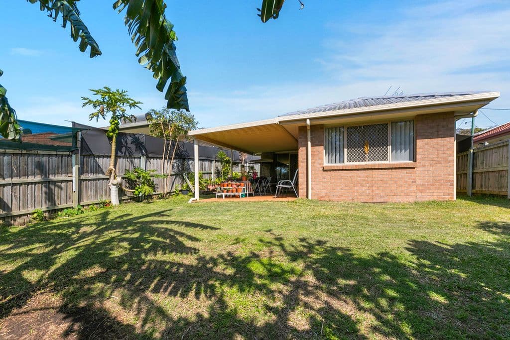17 Curve Avenue, Wynnum QLD 4178, Wynnum - Thumbnail 8