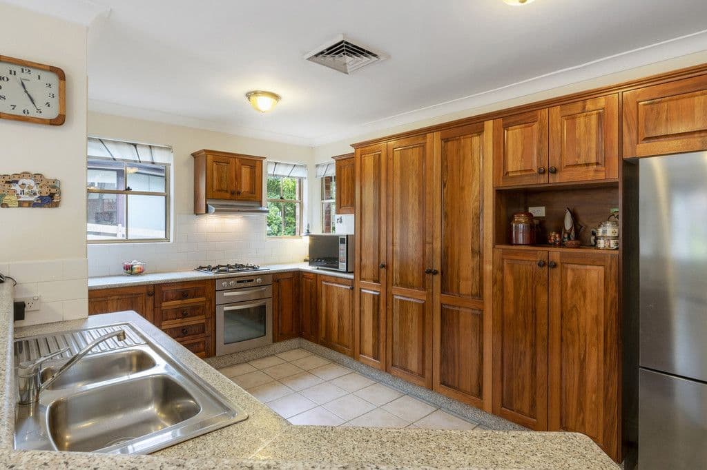 10 Chapman Avenue, Beecroft NSW 2119, Beecroft - Thumbnail 5