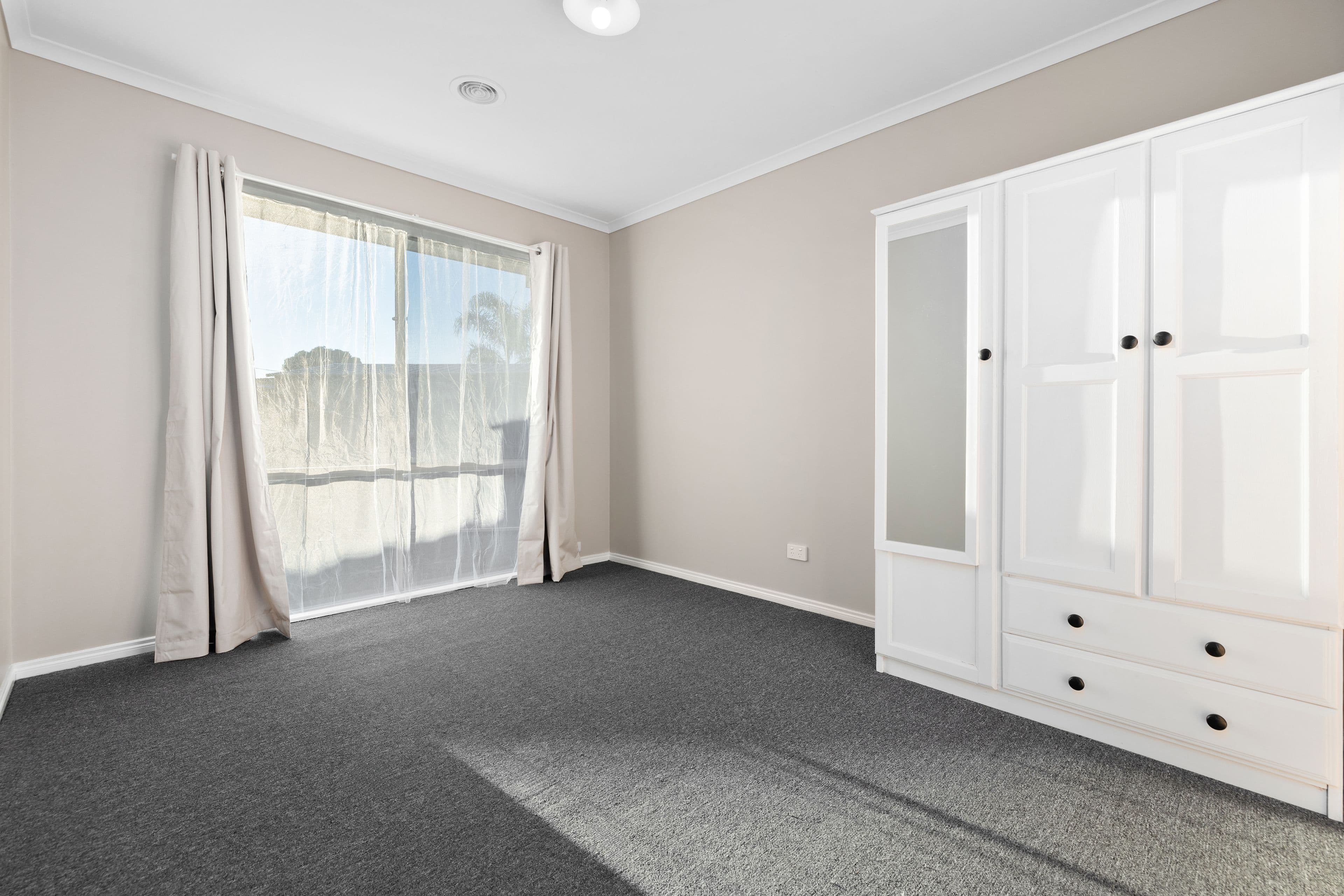 11 Dean Court, Cranbourne West VIC 3977, Cranbourne West - Thumbnail 8