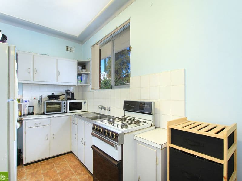114 The Avenue, MOUNT SAINT THOMAS NSW 2500, Mount Saint Thomas - Thumbnail 2