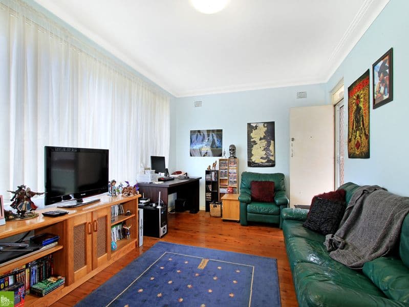 114 The Avenue, MOUNT SAINT THOMAS NSW 2500, Mount Saint Thomas - Thumbnail 3