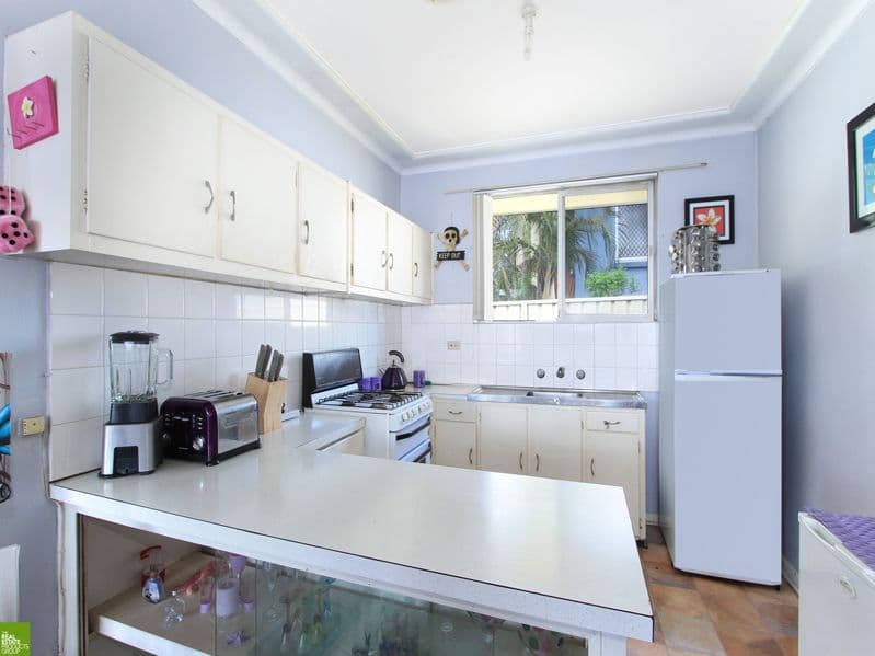 114 The Avenue, MOUNT SAINT THOMAS NSW 2500, Mount Saint Thomas - Thumbnail 6