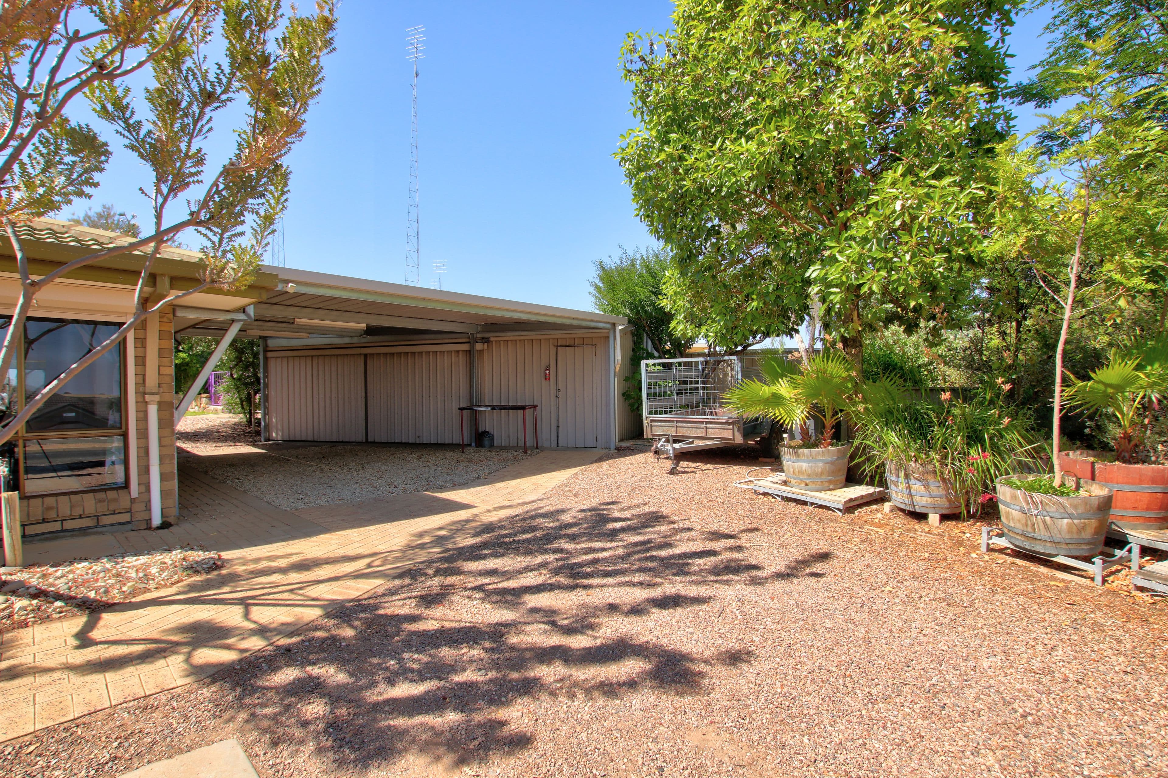 21 West Road, Waikerie SA 5330, Waikerie - Thumbnail 3