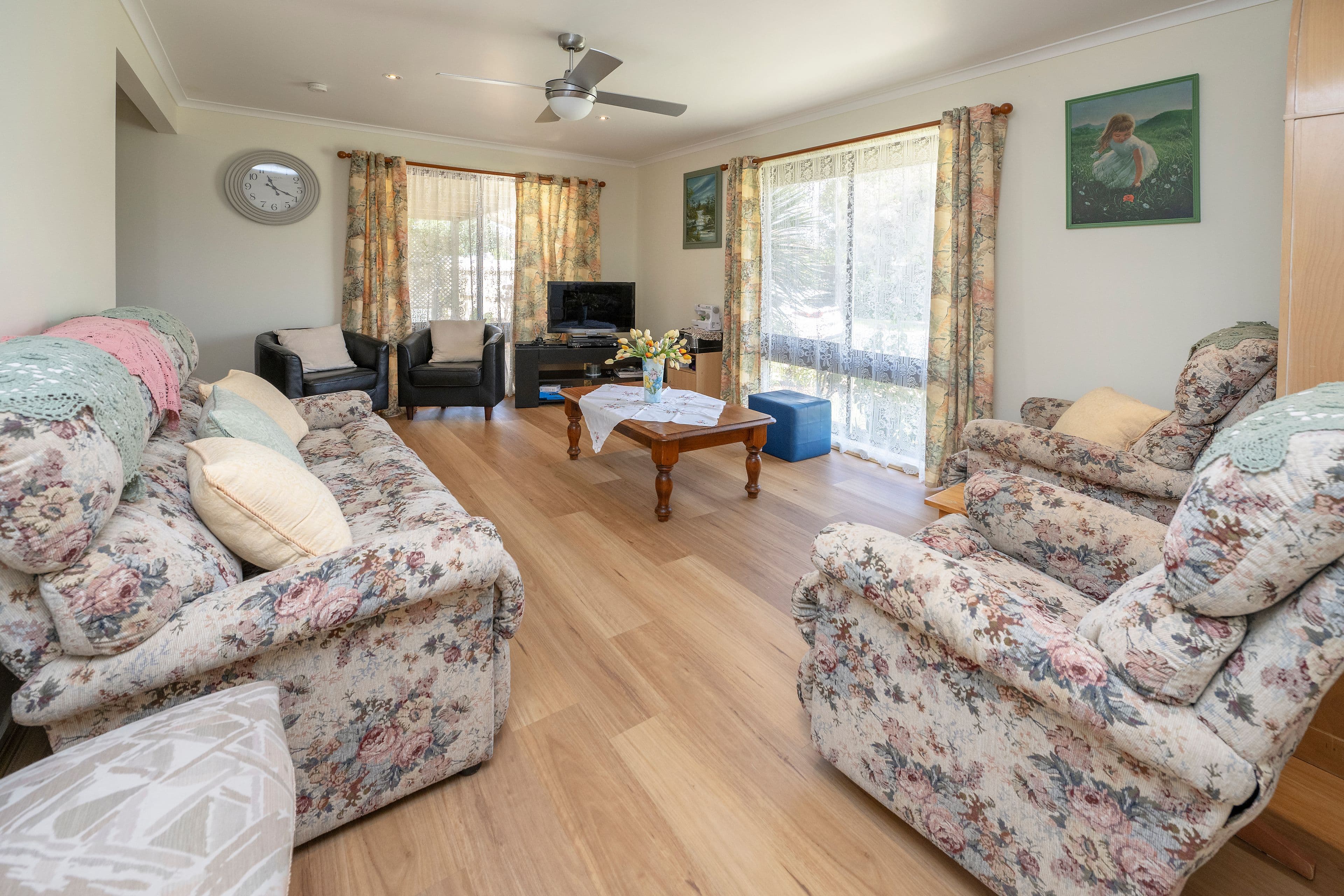 24 Domaille Crescent, Swan Hill VIC 3585, Swan Hill - Thumbnail 4