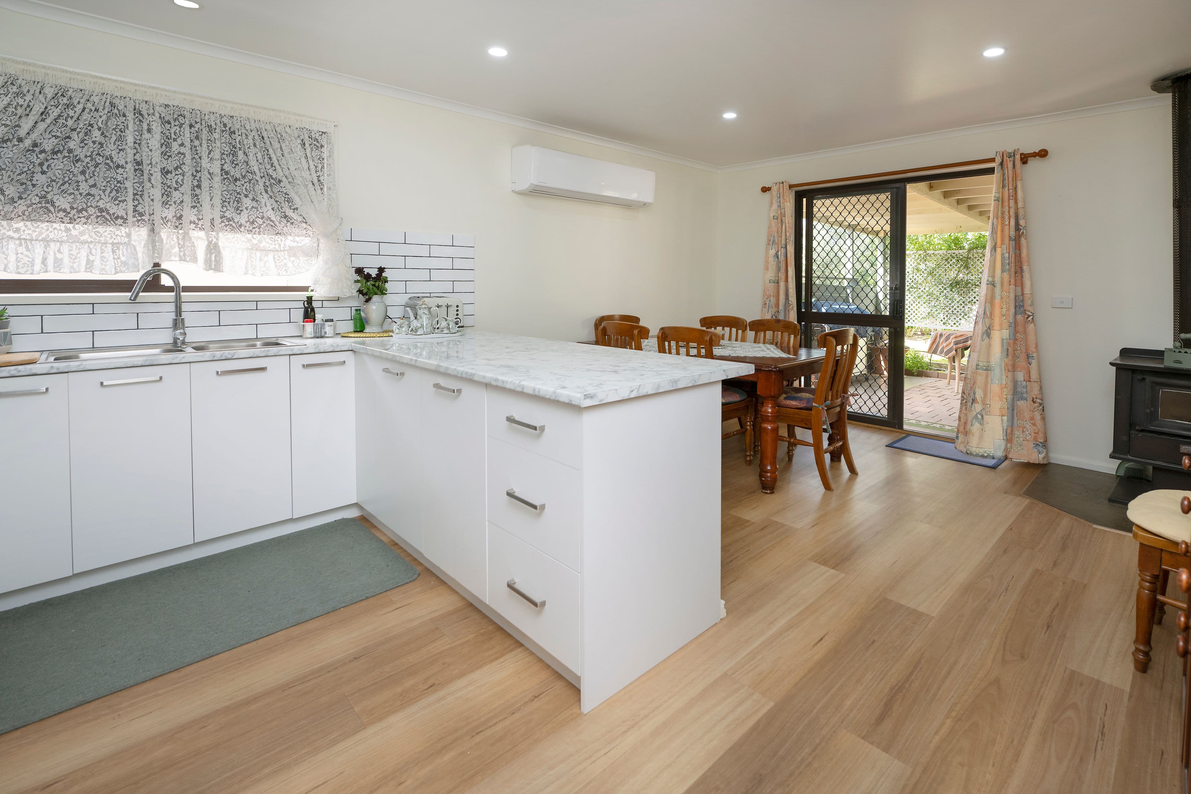 24 Domaille Crescent, Swan Hill VIC 3585, Swan Hill - Thumbnail 5