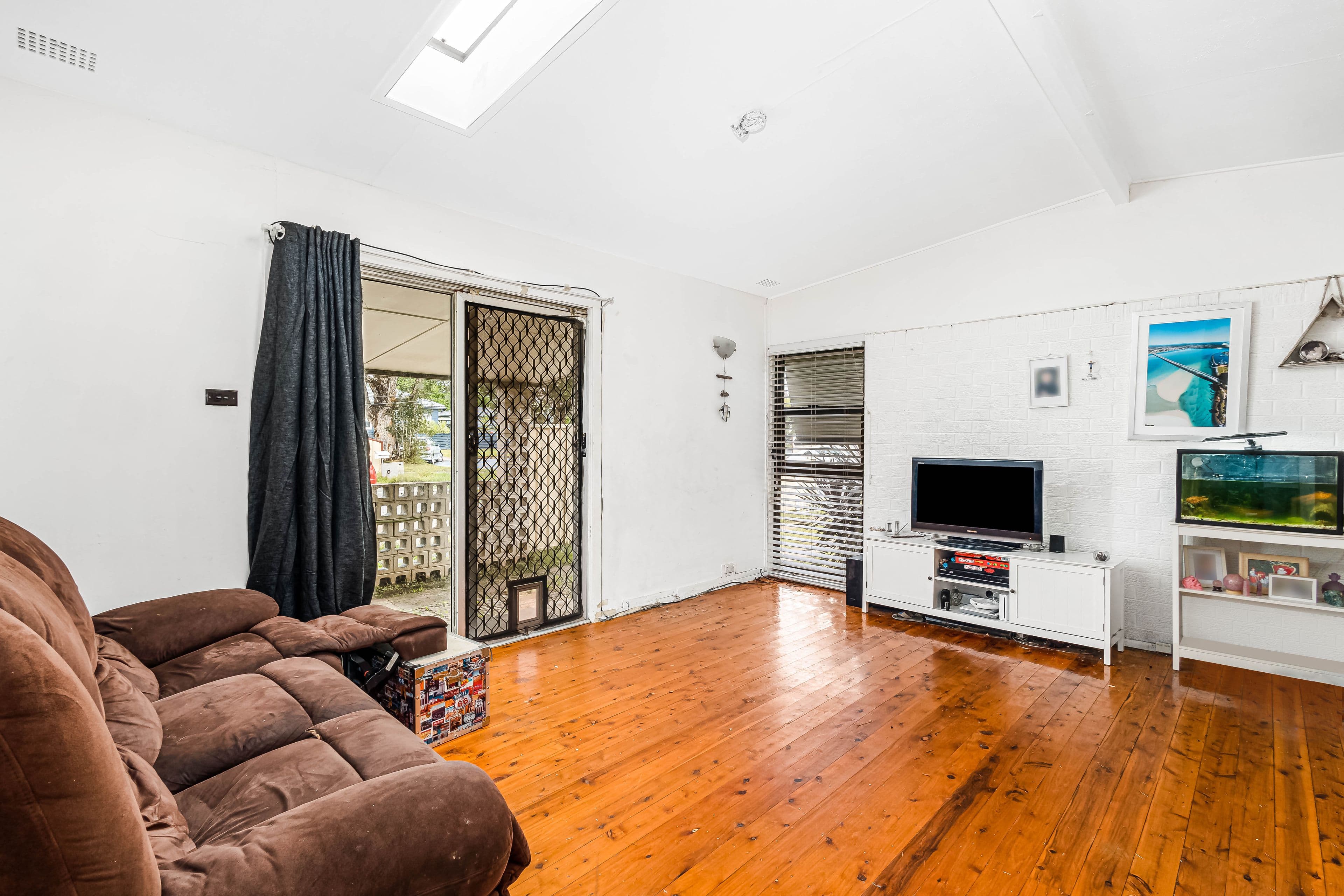 37 & 37a Dan Crescent, Colyton NSW 2760, Colyton - Thumbnail 4
