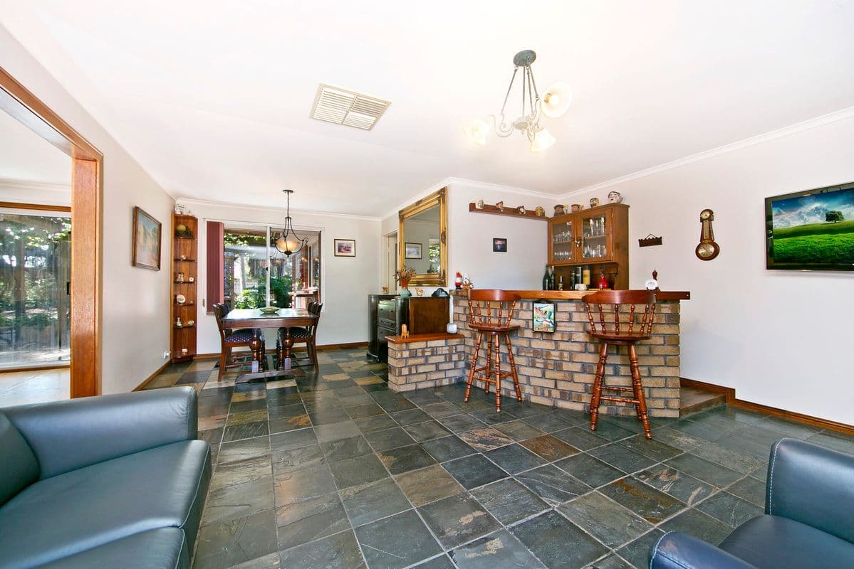 7 Hermitage Drive, ANGLE VALE SA 5117, Angle Vale - Thumbnail 2