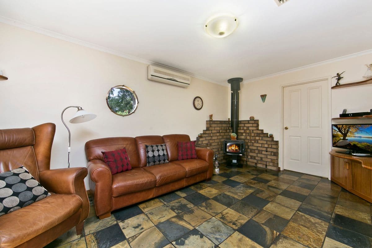 7 Hermitage Drive, ANGLE VALE SA 5117, Angle Vale - Thumbnail 3