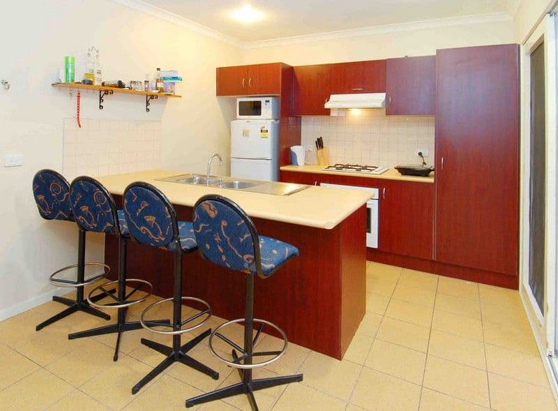 7 Birch Avenue, TULLAMARINE VIC 3043, Tullamarine - Thumbnail 2