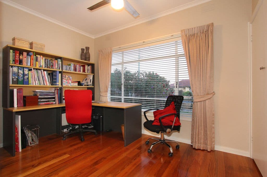 19 Almurta Road, BENTLEIGH EAST VIC 3165, Bentleigh East - Thumbnail 7