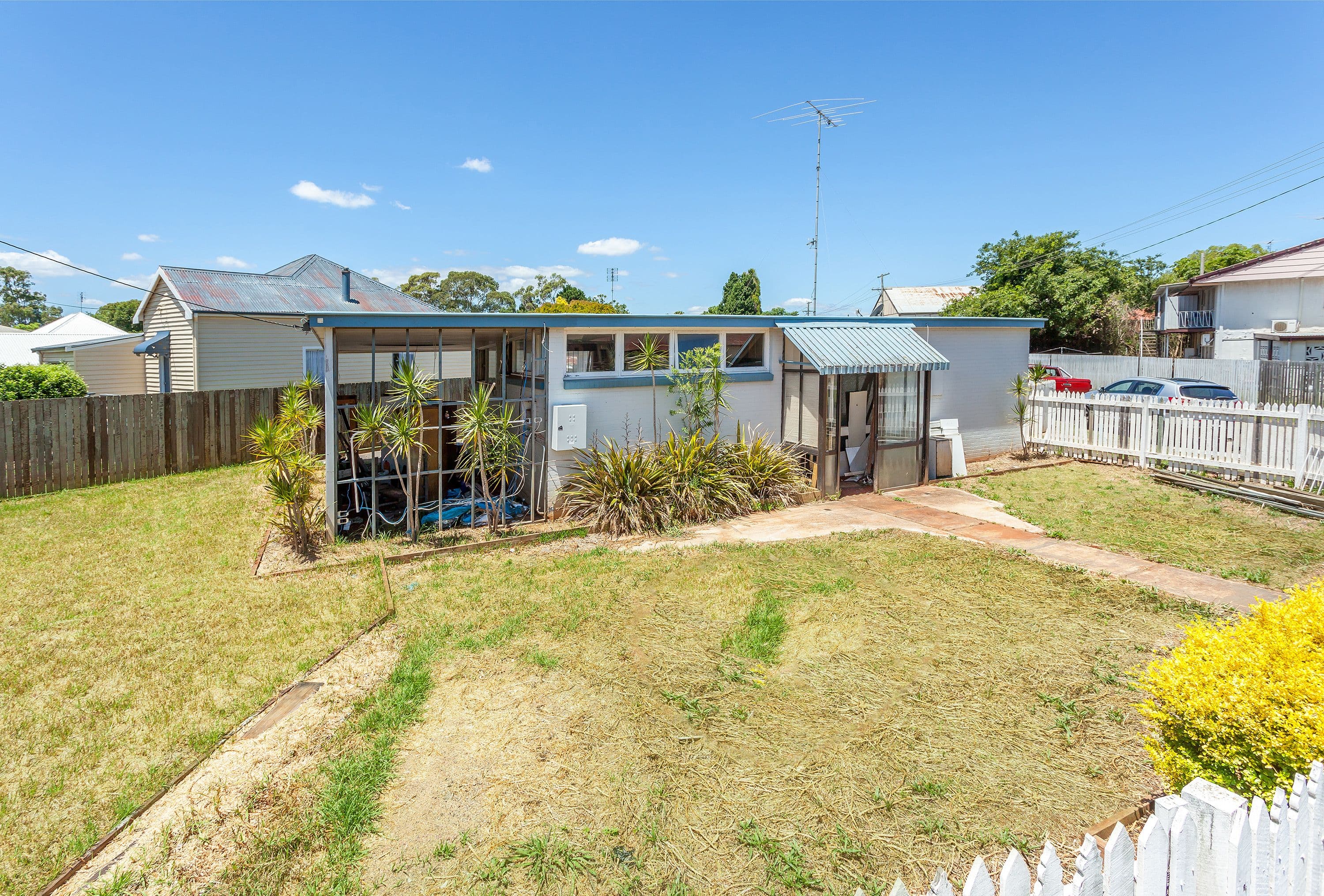 30 Clairmont Street, Newtown QLD 4350, Newtown - Thumbnail 2