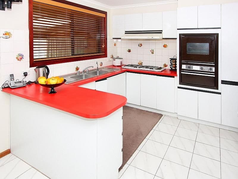 1 Emmerson Court, MILL PARK VIC 3082, Mill Park - Thumbnail 2