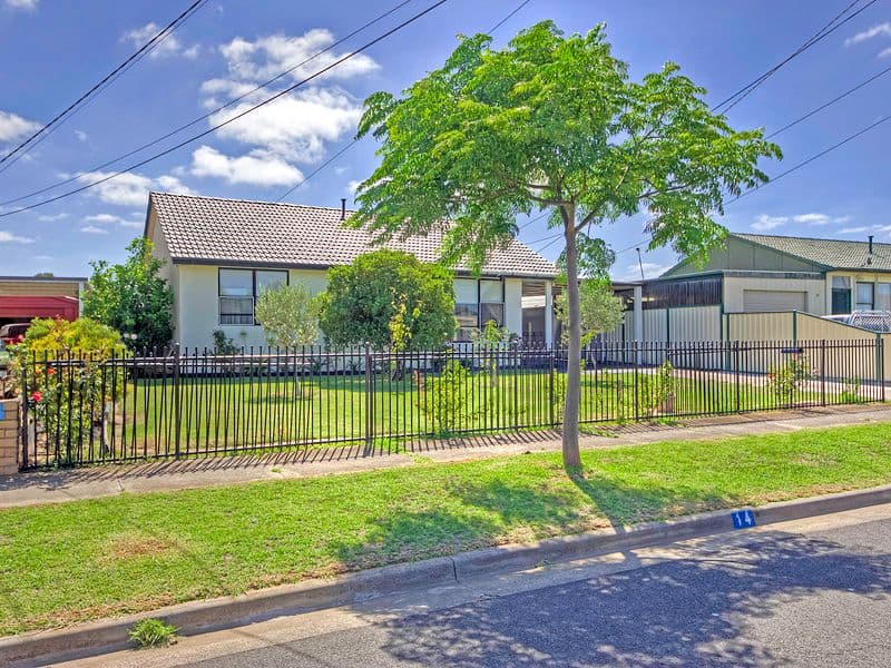 14 Centenary Crescent, Werribee VIC 3030, Werribee - Thumbnail 2