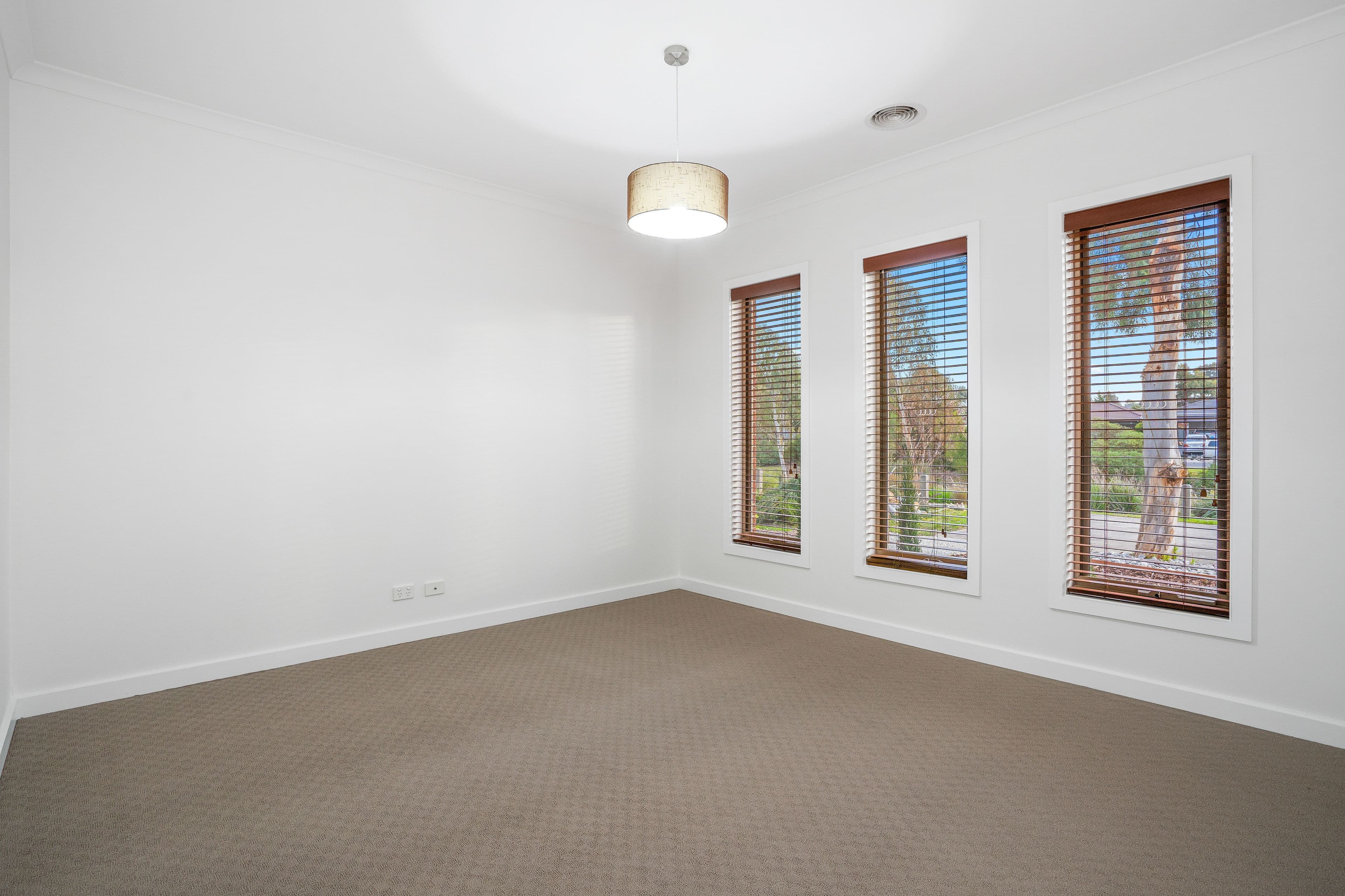 6 Dorset Walk, Mernda VIC 3754, Mernda - Thumbnail 8